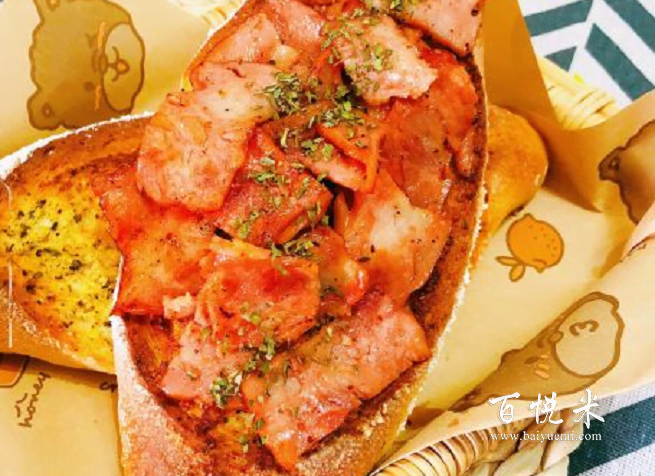 在家就能做的蒜香培根軟歐包，高顏值超美味，解饞還頂飽